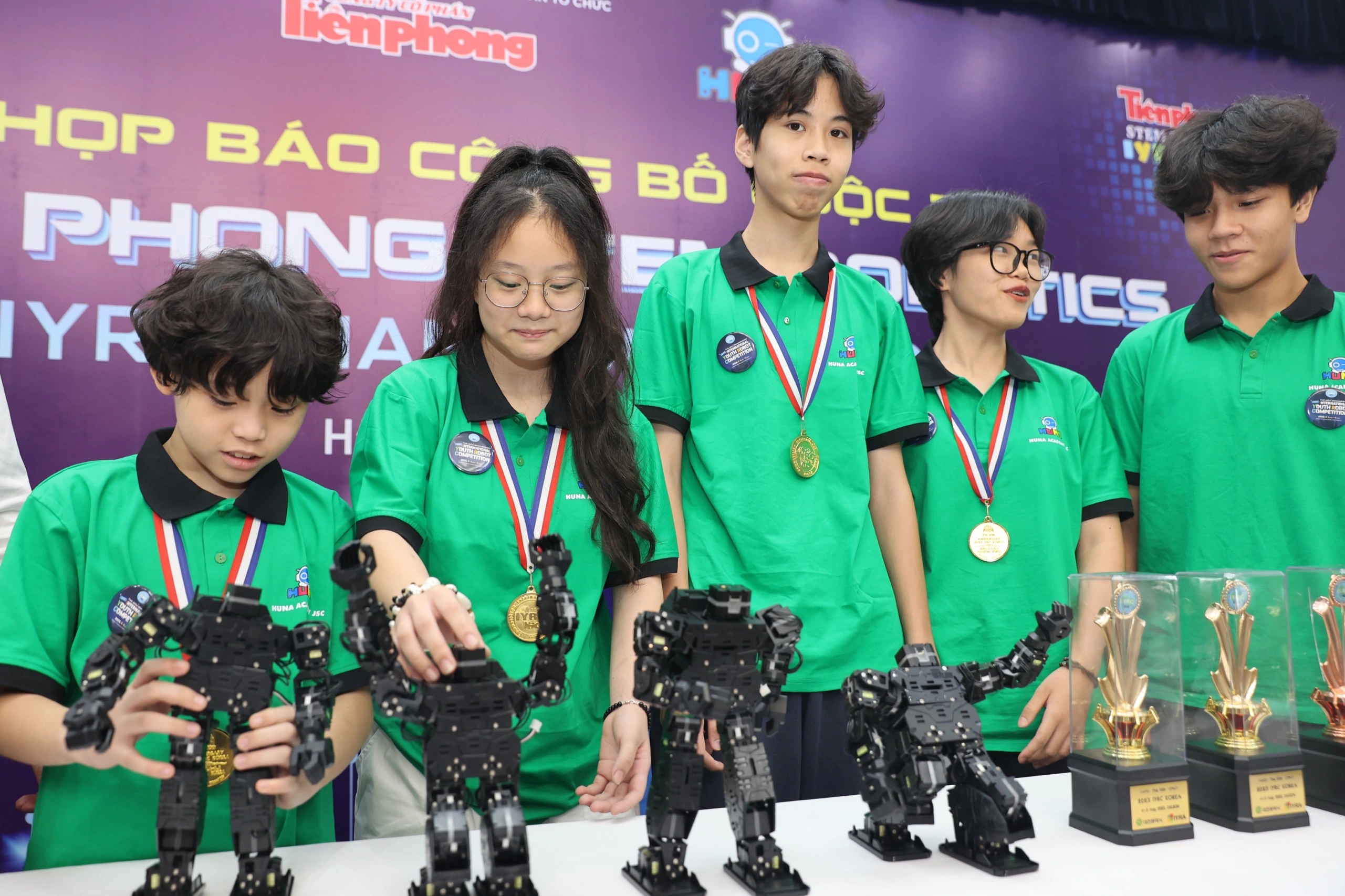 Phát động cuộc thi robot thanh thiếu niên toàn quốc 2024 8 cuoc thi robot